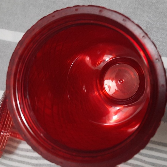 Starbucks 2021 Holiday Red Jewel Studded Acrylic Venti Cold Tumbler 24 oz. - Picture 7 of 9